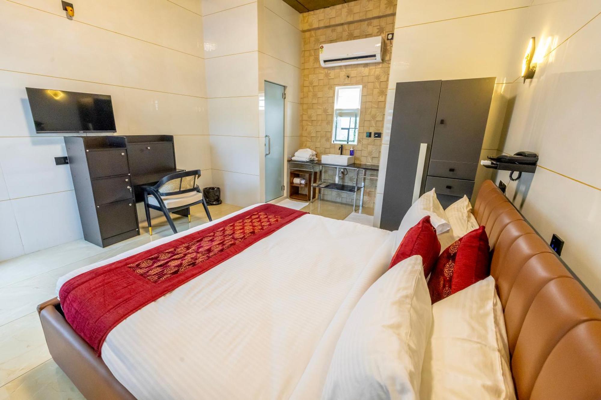 Willington & Harbour View Residency Hotell Kochi Exteriör bild