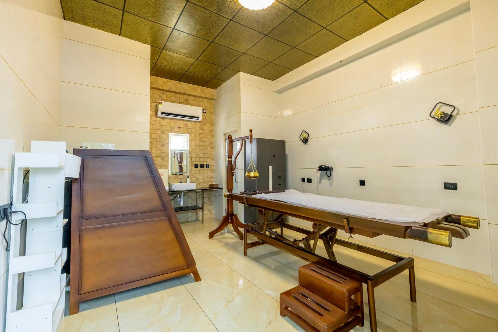Willington & Harbour View Residency Hotell Kochi Exteriör bild