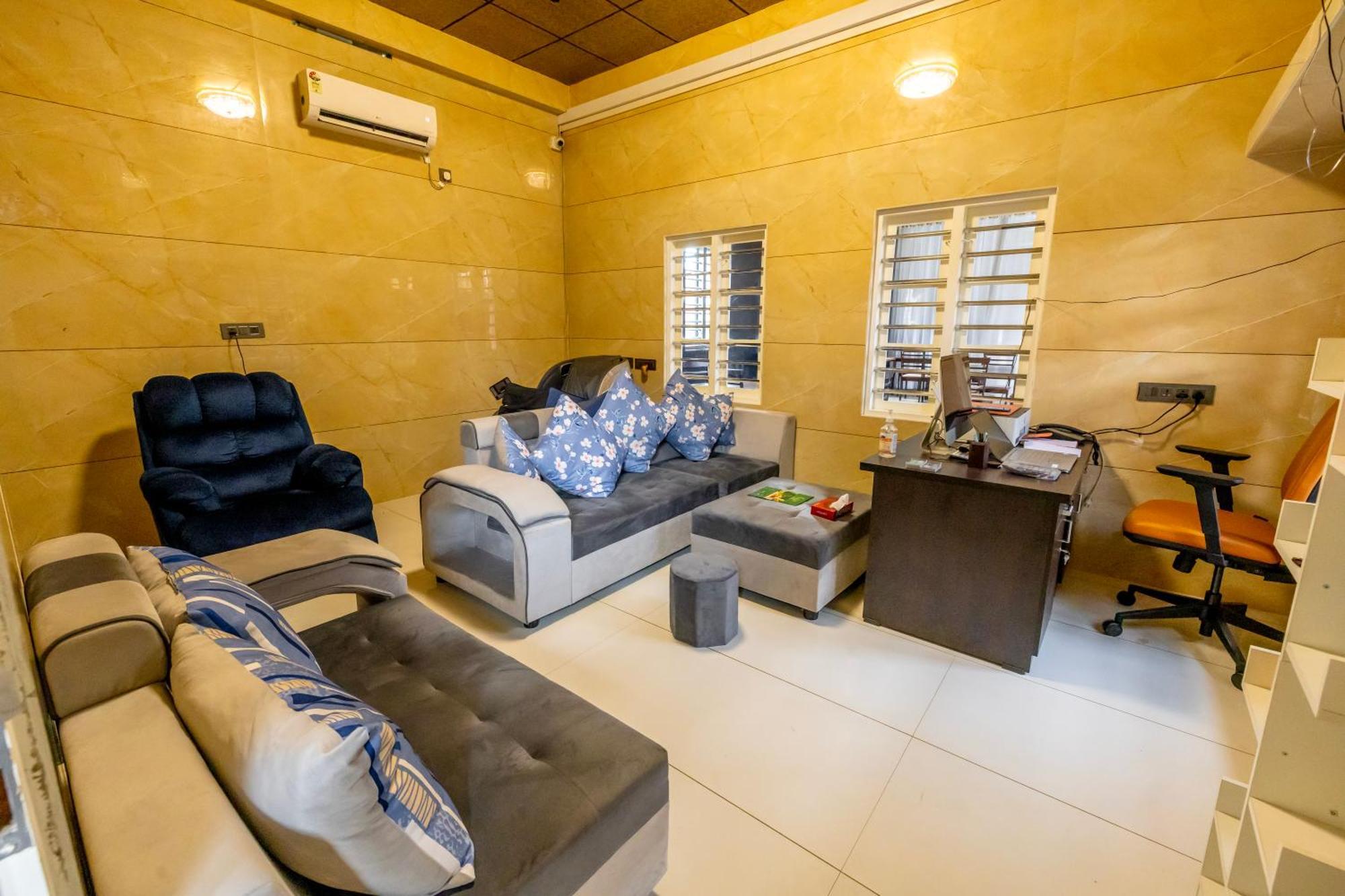 Willington & Harbour View Residency Hotell Kochi Exteriör bild